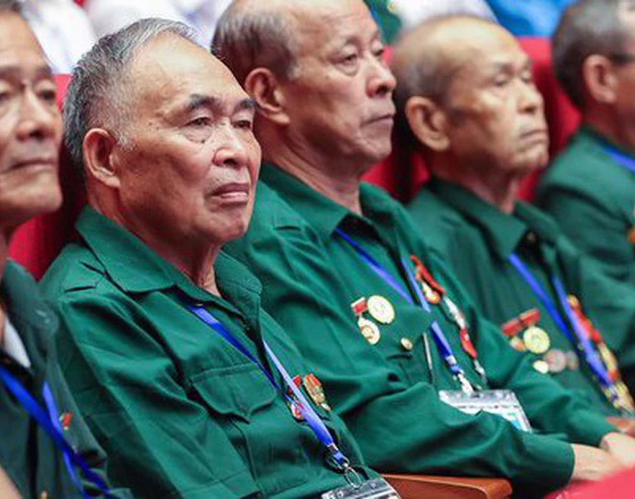 Tuổi trẻ cả nước đồng loạt ra quân thăm, tặng quà nhân chứng lịch sử dịp 27/7