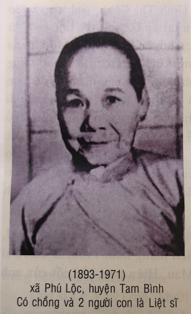 NGUYỄN THỊ CẨM