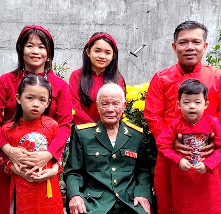 Hoàng Kim Giai