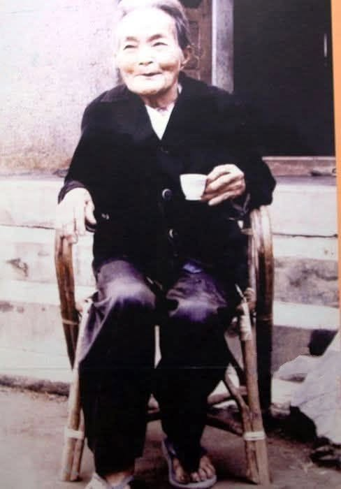 Văn Thị Thừa