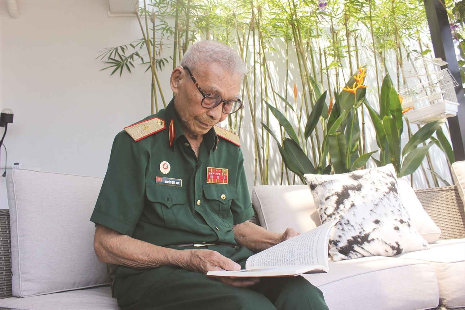 Phạm Xuân Thệ