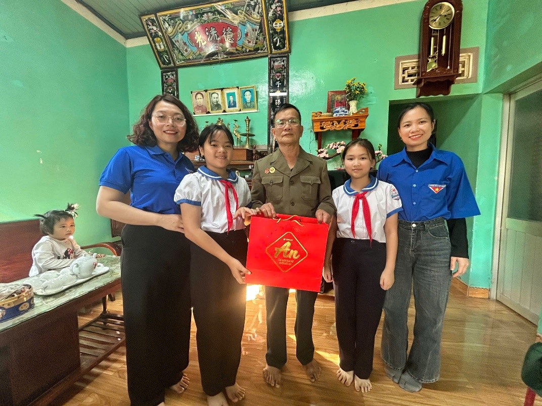 Đoàn Tất chính