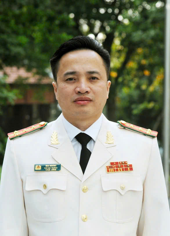 Mai Hoàng