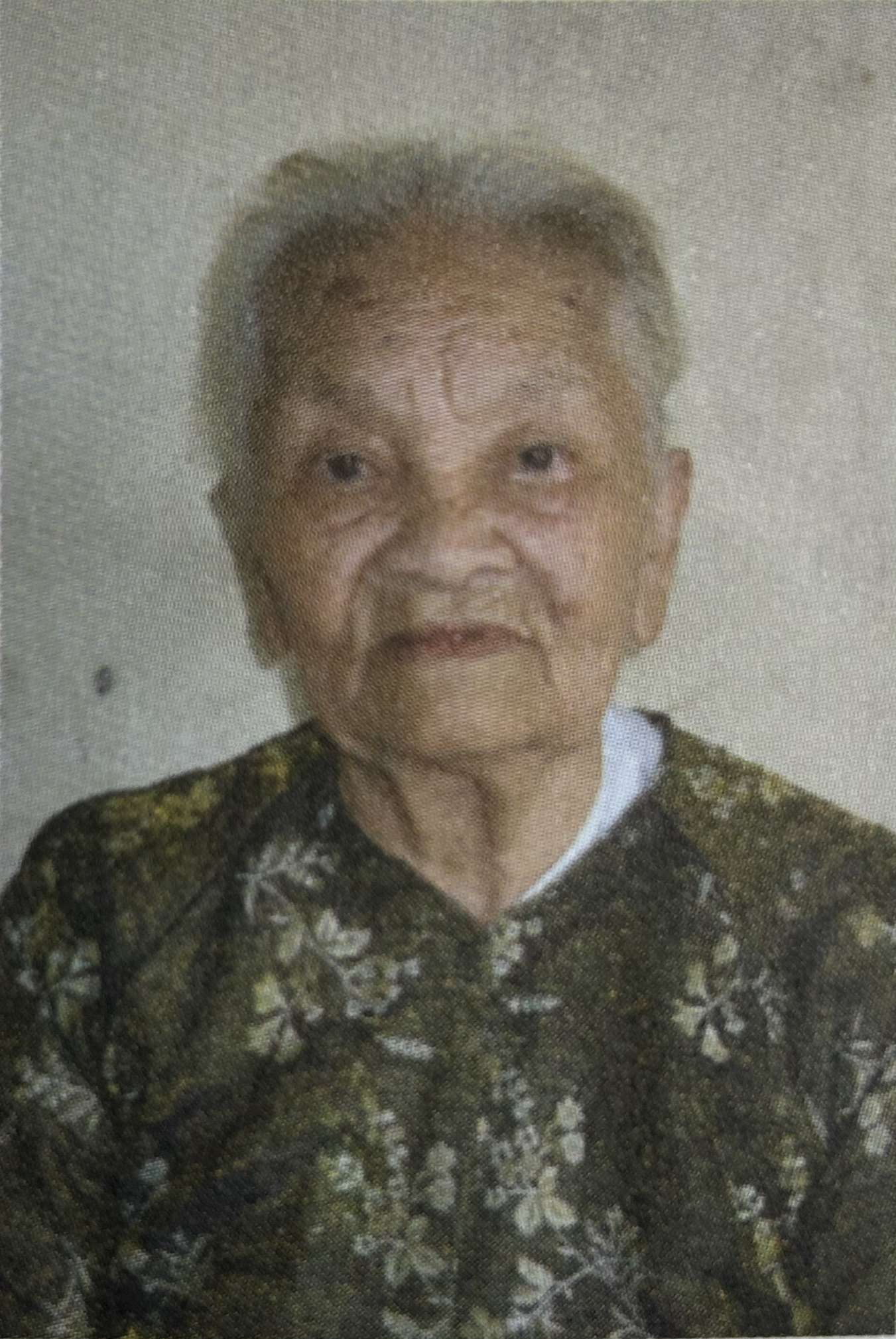 Phan Thị Lâu (thường gọi: Chín Lâu)