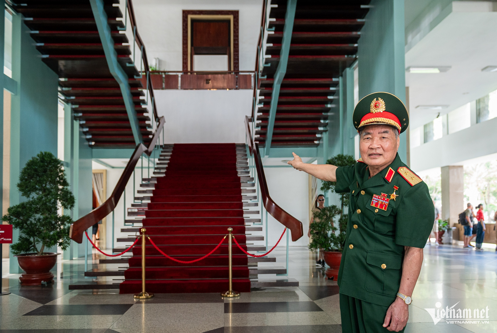 Trung tướng Phạm Xuân Thệ