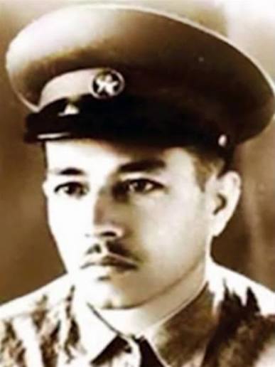 Kostas Sarantidis - Nguyễn Văn Lập