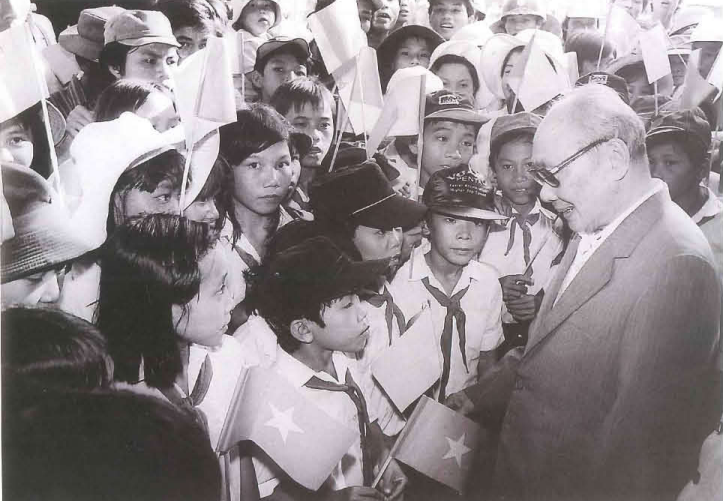 Đồng chí Võ Chí Công, tên khai sinh là Võ Toàn
