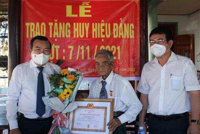 Tô Văn Ri