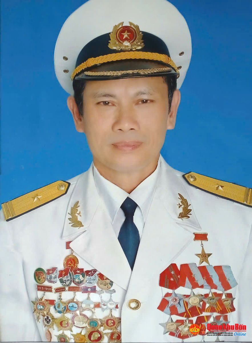 Trần Văn Lâm