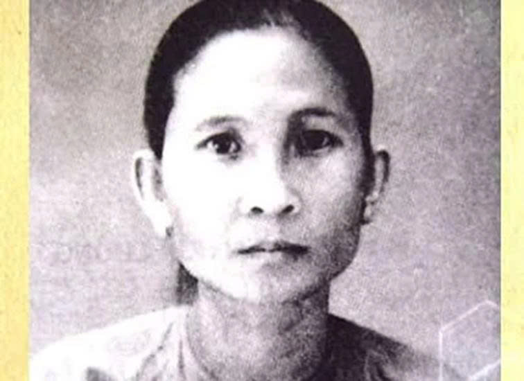 NGUYỄN THỊ ÚT