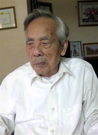 Tên thật là Chu Văn Tập