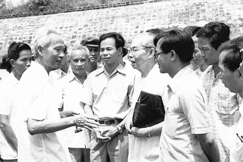 Phạm Văn Đồng