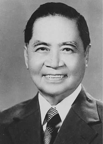 Huỳnh Tấn Phát (tên thật Huỳnh Tấn Phát)