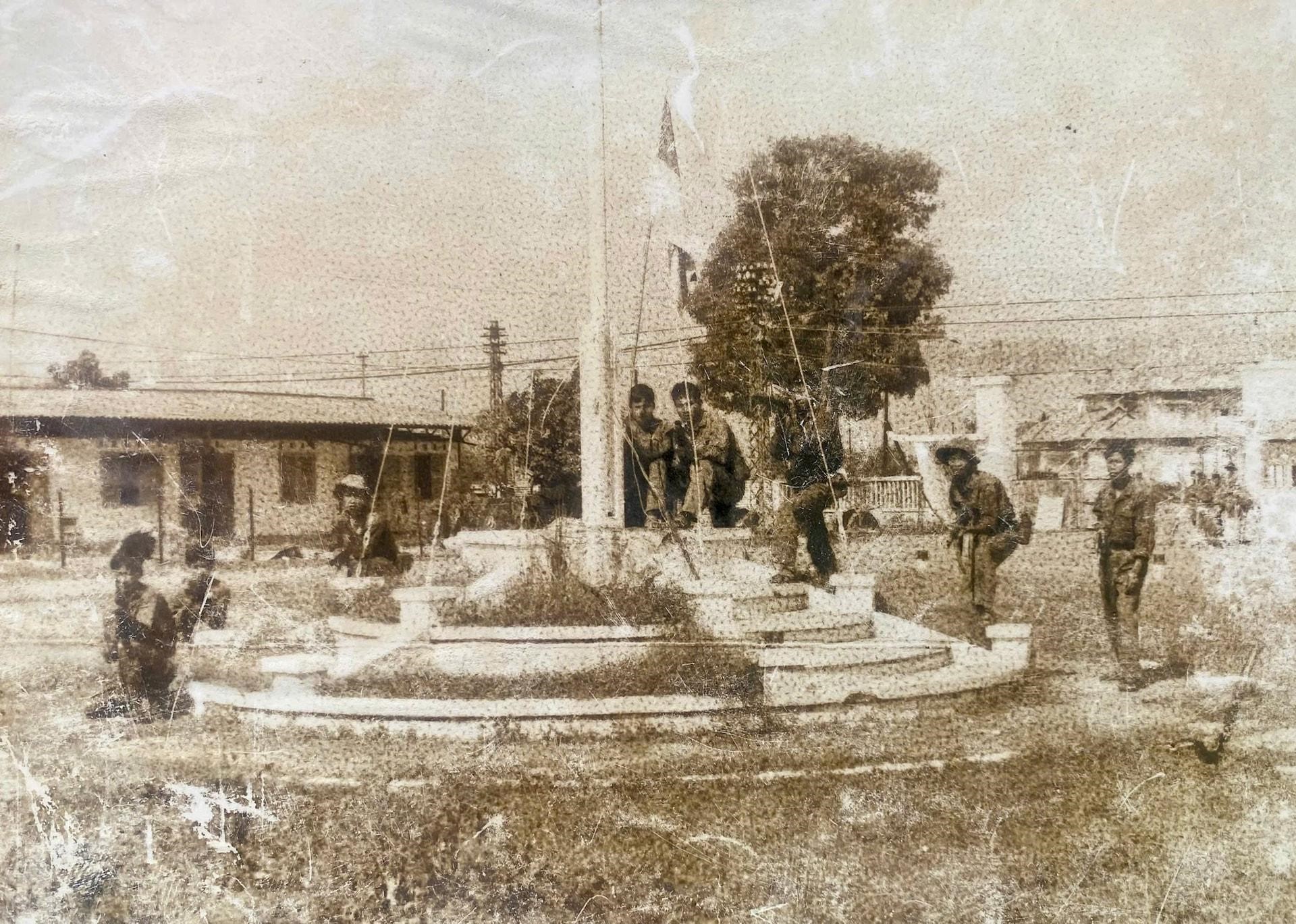 Tần Tằng Phấu