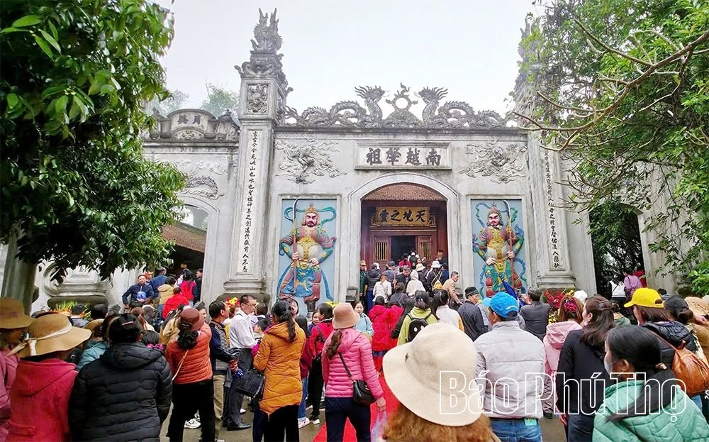 Khu di tích lịch sử Đền Hùng