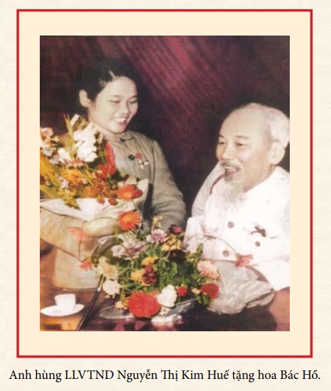 Anh hùng lực lượng vũ trang nhân dân Nguyễn Thị Kim Huế