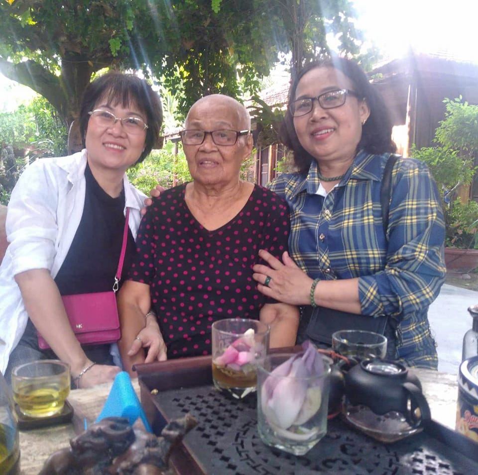 TRẦN THỊ TIẾP
