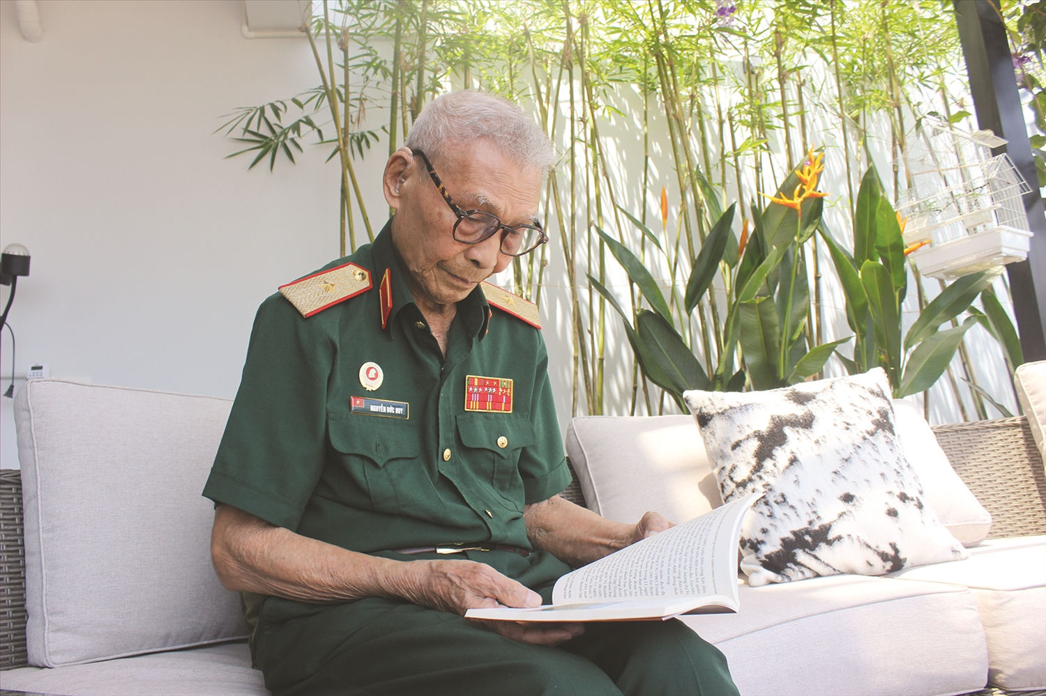 Phạm Xuân Thệ