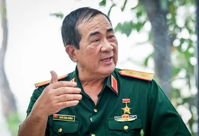 Đoàn Sinh Hưởng