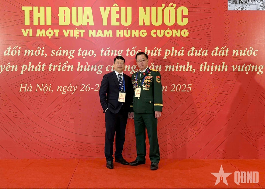 Trần Mạnh Báo