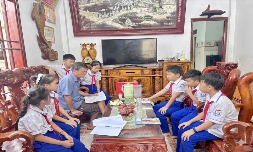 hồ tiến hòa 2.jpg