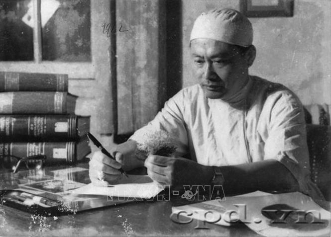 Giáo sư, Viện sỹ Tôn Thất Tùng