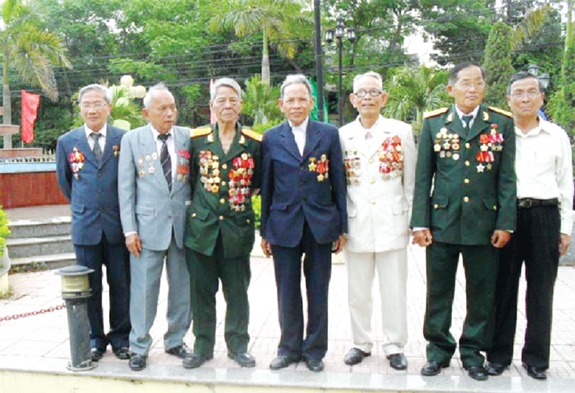Trần Kim Hùng
