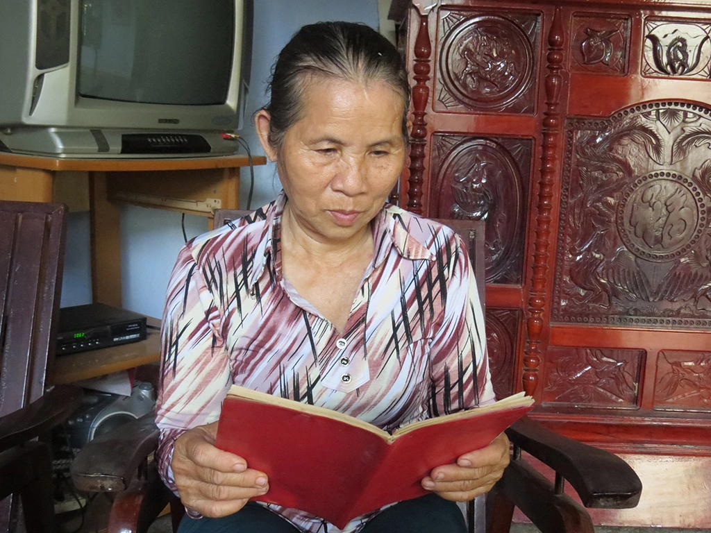 Bà Nguyễn Thị Sáu (vợ dũng sĩ Bùi Văn Rê)