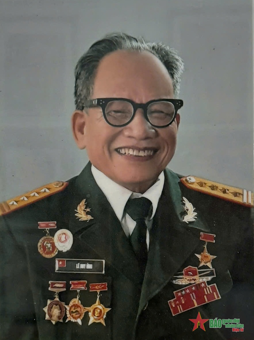 LÊ DUY ỨNG