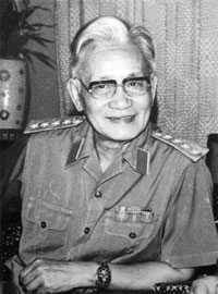Đại Tướng Lê Trọng Tấn