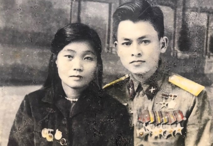 PHÙNG VÂN KHẦU