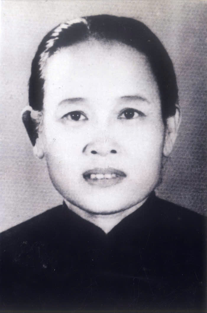 Nguyễn Thị Thập (tên khai sinh là Nguyễn Thị Ngọc Tốt)