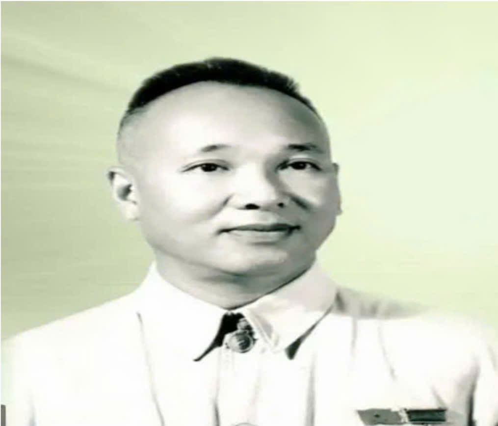 Phạm Ngọc Thạch.