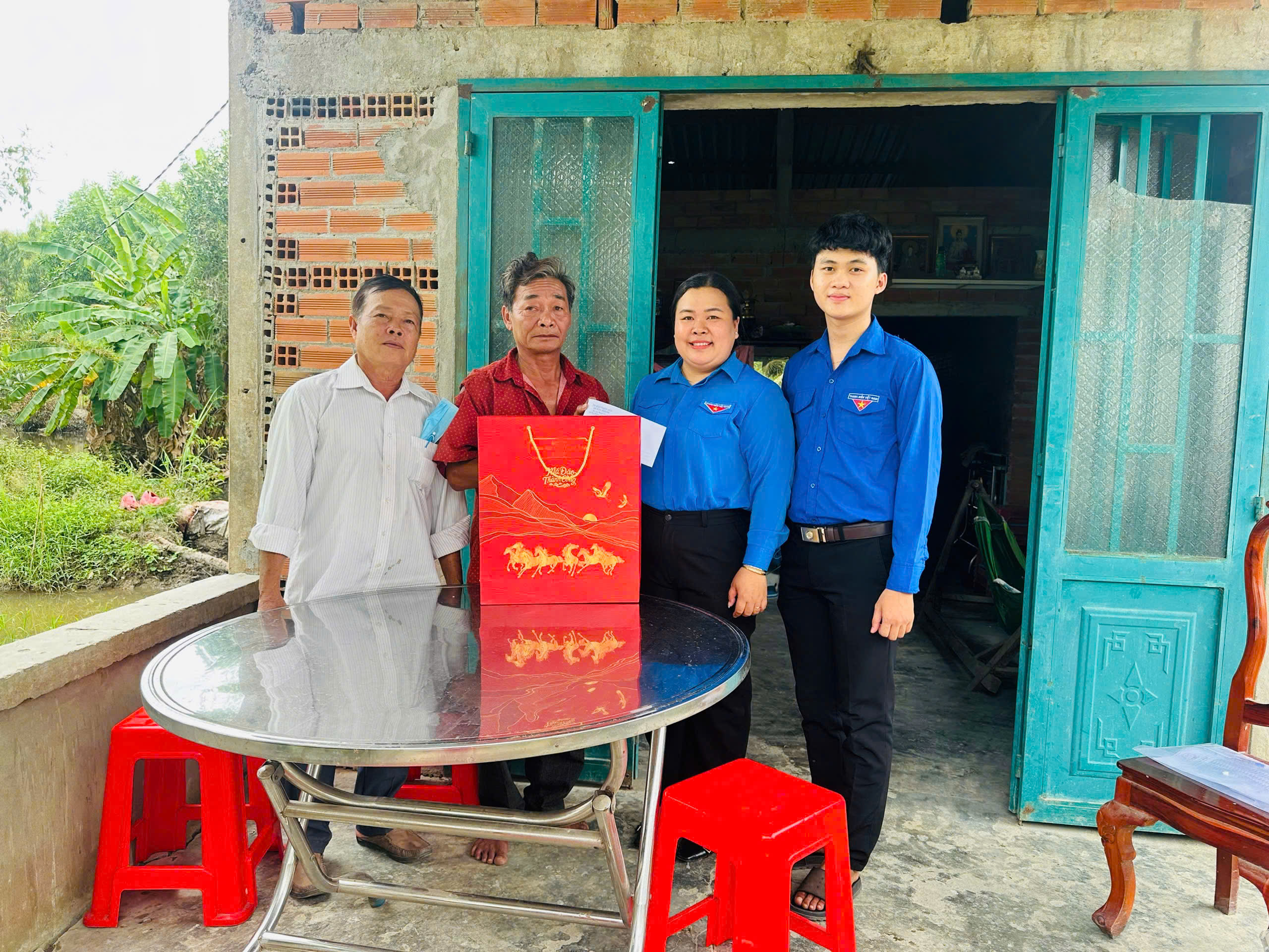 Ông Nguyễn Văn Thủy