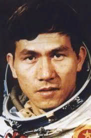 PHẠM TUÂN