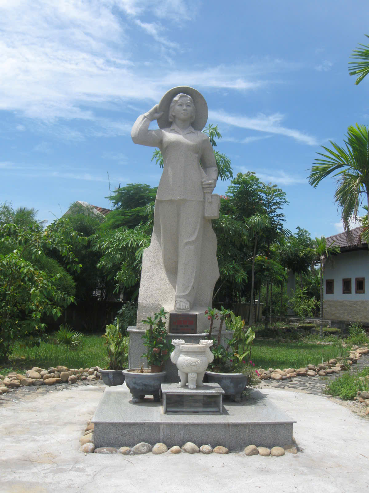 Đặng Thùy Trâm