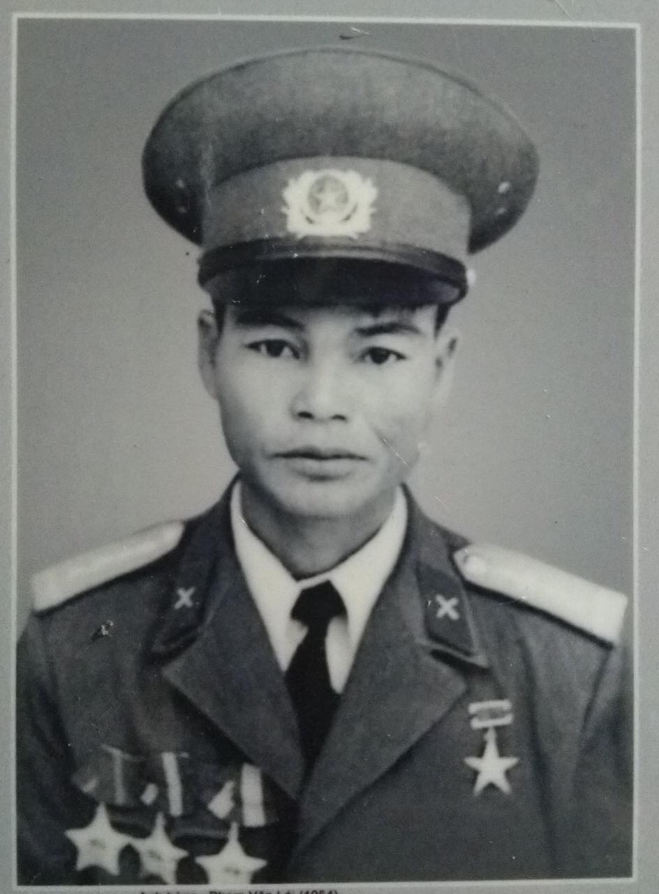 Phạm Văn Lái