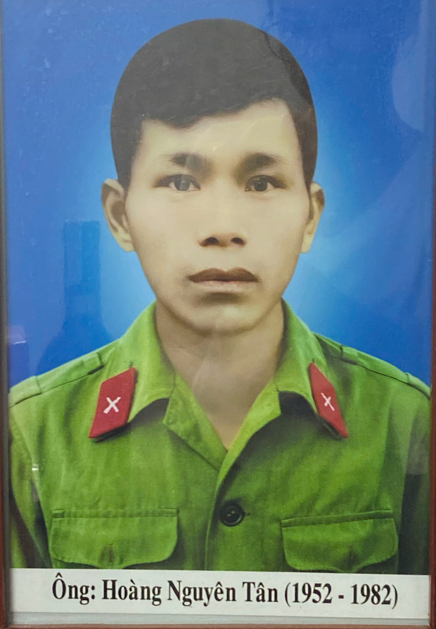Hoàng Nguyên Tân