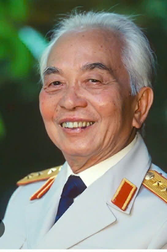 Đại tướng Võ Nguyên Giáp