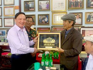 Minh Chuyên