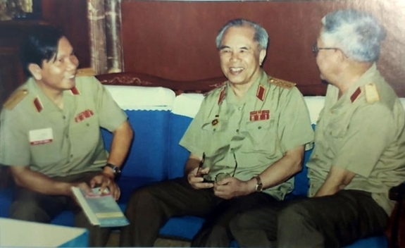 Đặng Vũ Hiệp
