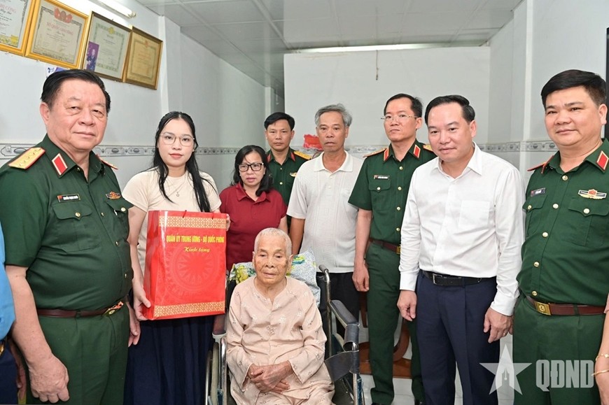 Bà Mẹ Việt Nam Anh hùng Võ Thị Đức
