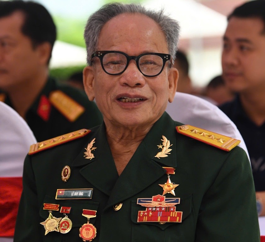 Lê Duy Ứng