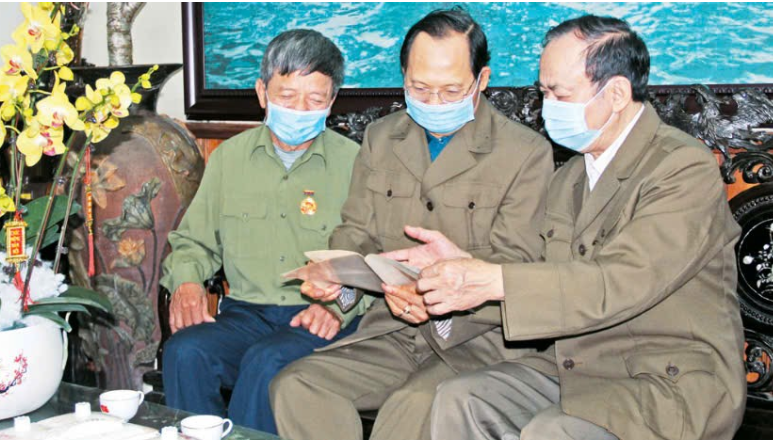 ĐỖ TRUNG TÍN
