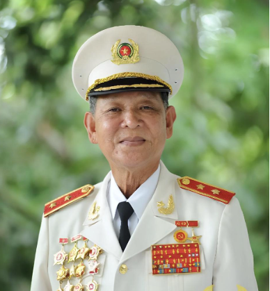 Nguyễn Việt Thành
