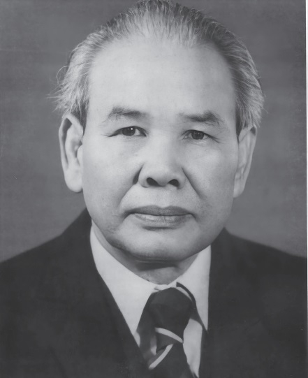 Nhà báo Xuân Thủy