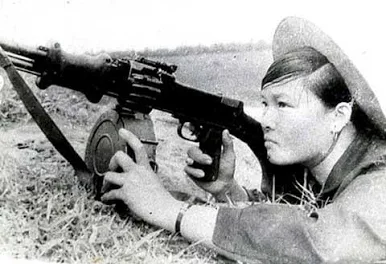 Lê Thị Hồng Gấm