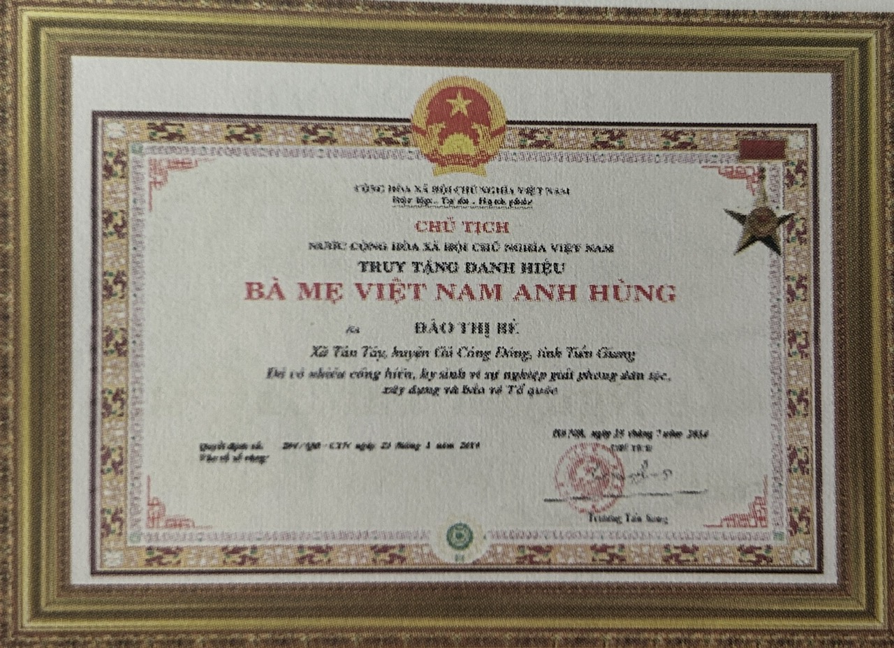 MẸ ĐÀO THỊ BÉ