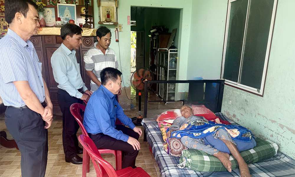 Lê Thị Niềm