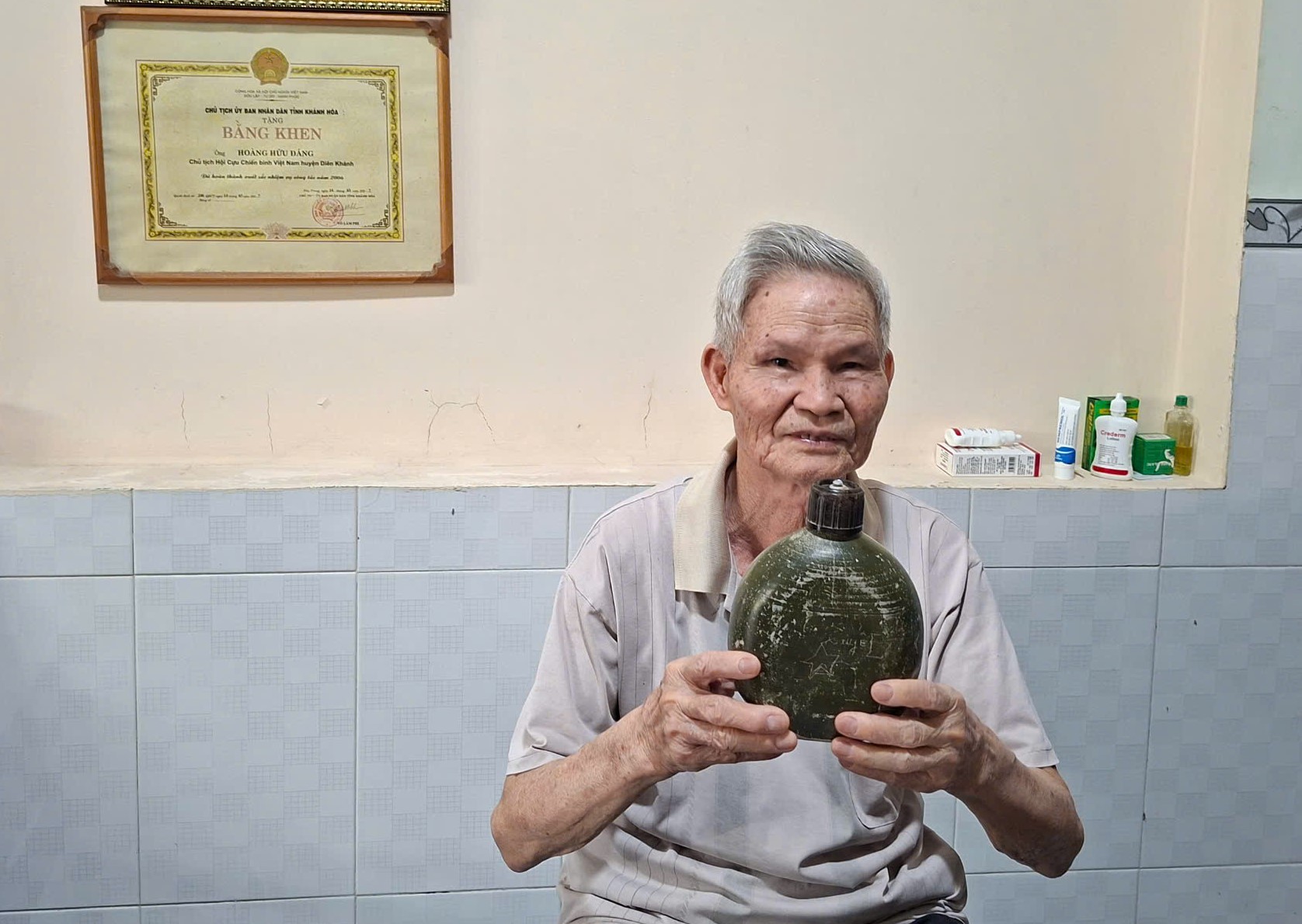HOÀNG HỮU ĐÁNG